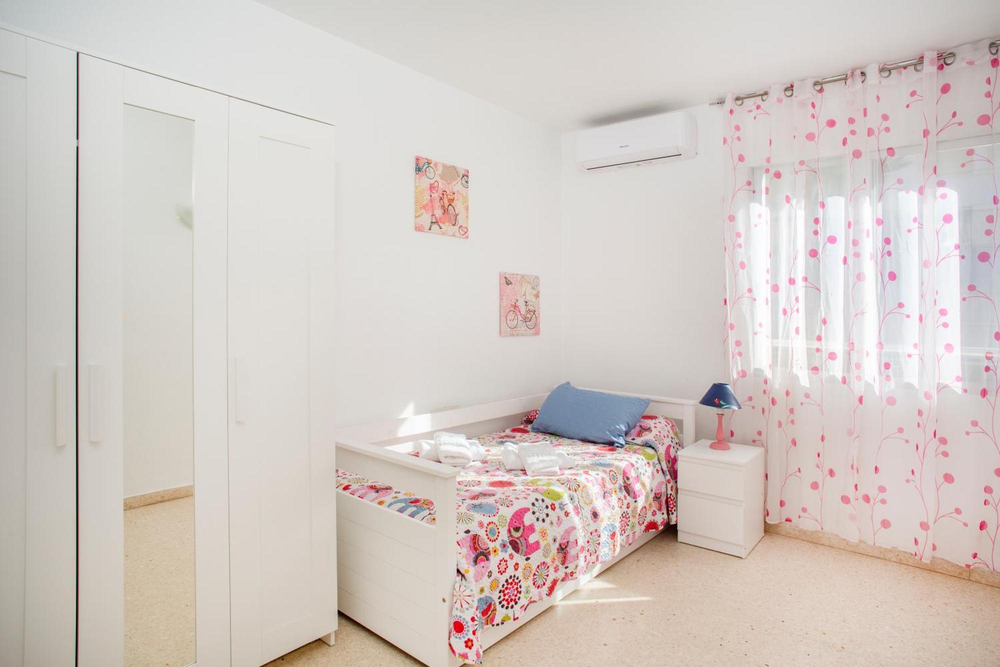 Bajo En Primera Linea - Cala Del Moral, Urbanizacion Calaflores Apartment